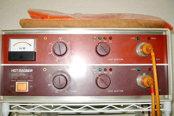 磁気温熱治療器｢ホットマグナー｣